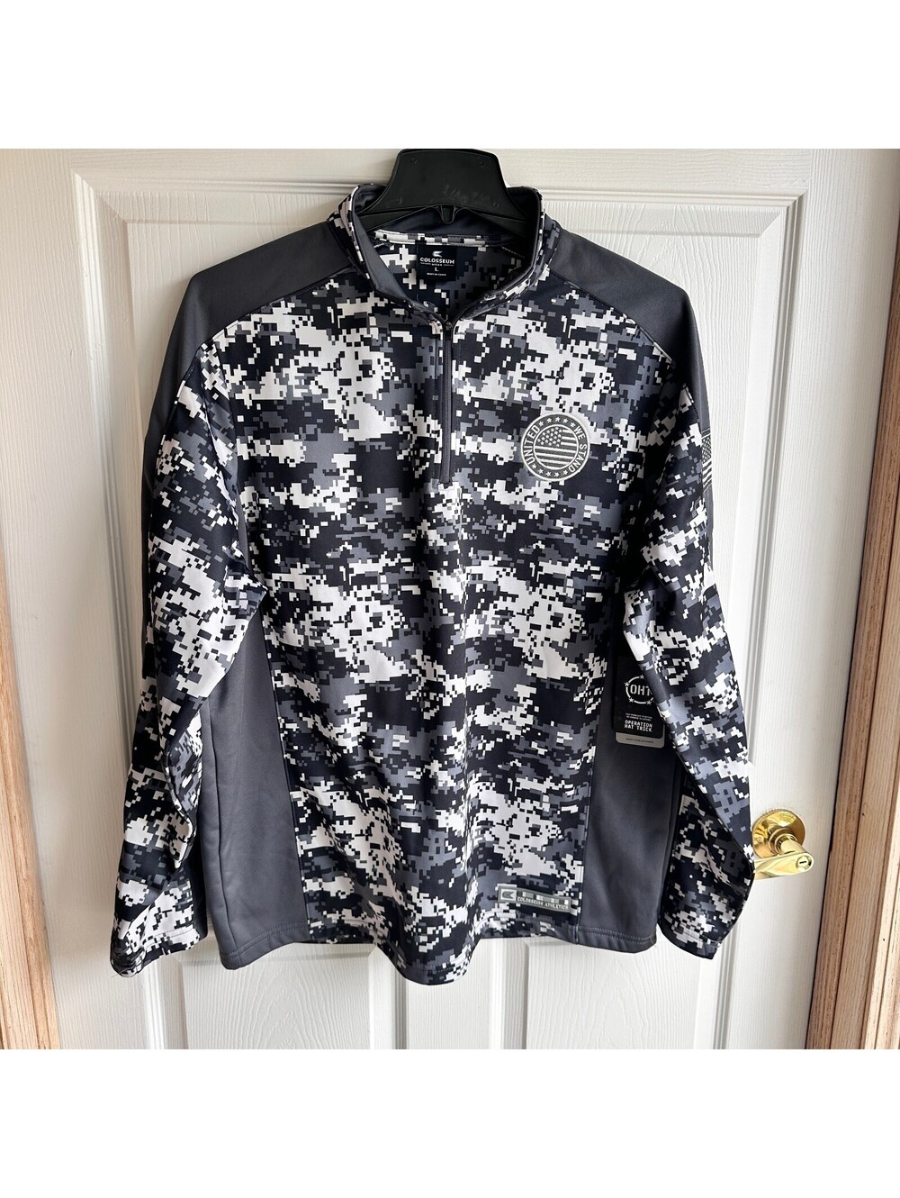 Colosseum Mens Large Digital Camo Operation Hat Trick Pullover Hoodie NWT
